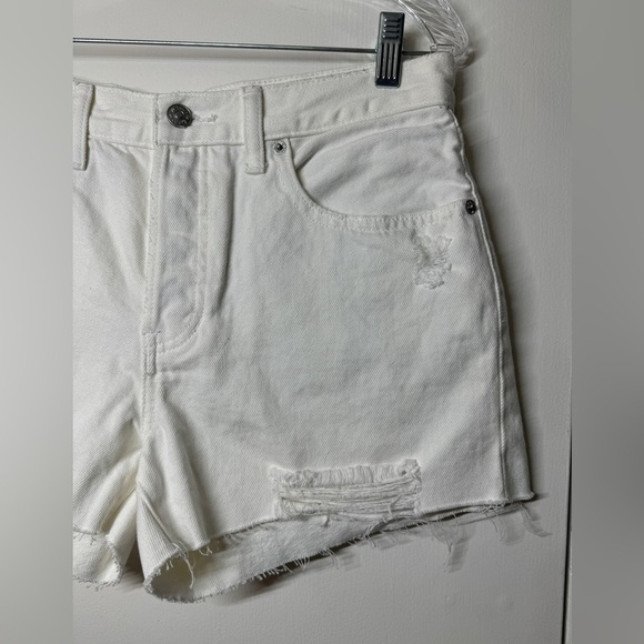 Free People Sofia Distressed White Denim Button Fly Raw Hem Shorts Size 28 - Picture 5 of 15